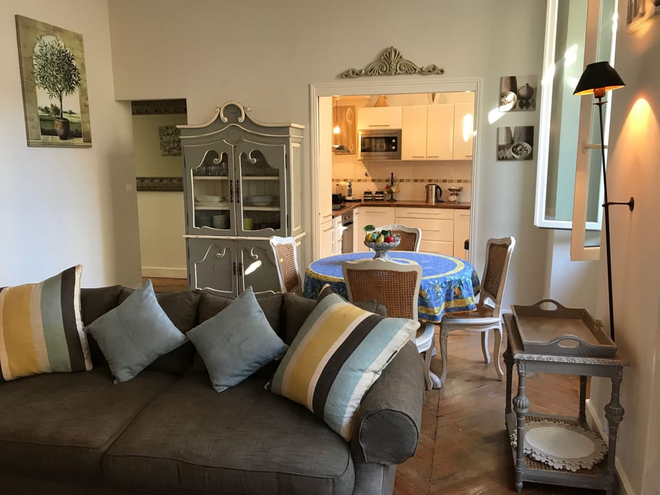 Living Room with dining area