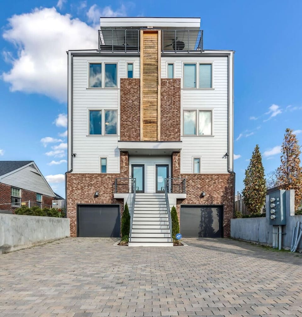 BOTH HOMES, Unit A & B