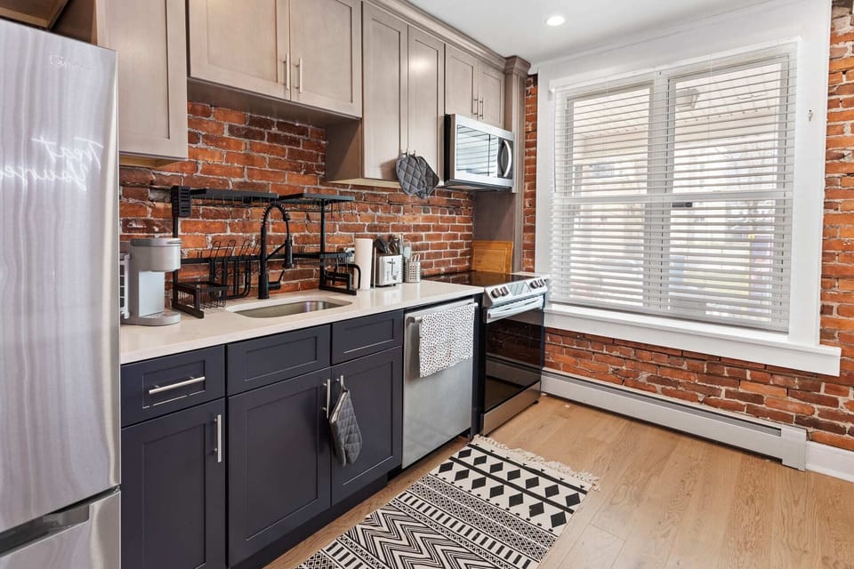 You’ll have all the cookware, dinnerware and utensils that you need
