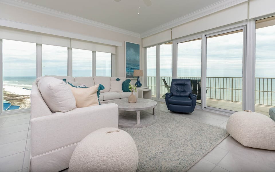 Phoenix Gulf Towers 1004, Tower One, Orange Beach, Alabama, beach front, 4 bedroom condominium on the 10th floor