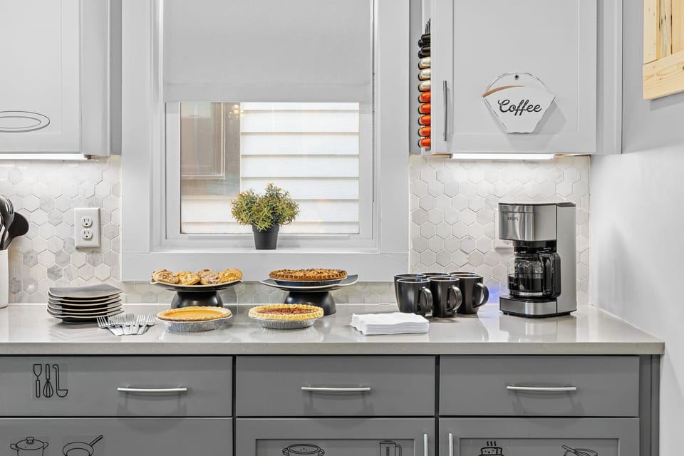 Gather around the kitchen for a cozy Thanksgiving celebration—complete with coffee, conversation, and a sweet spread of after-dinner desserts.