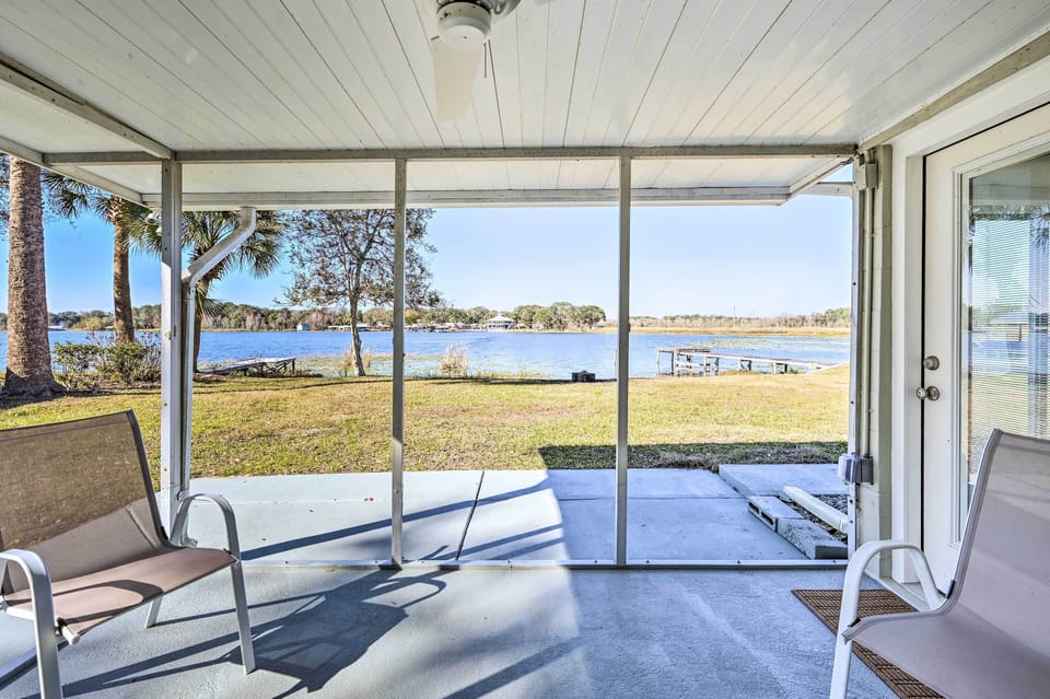 Private Backyard Area | Patio w/ Seating | Steps to Lake Weir | 3 Kayaks | Grill