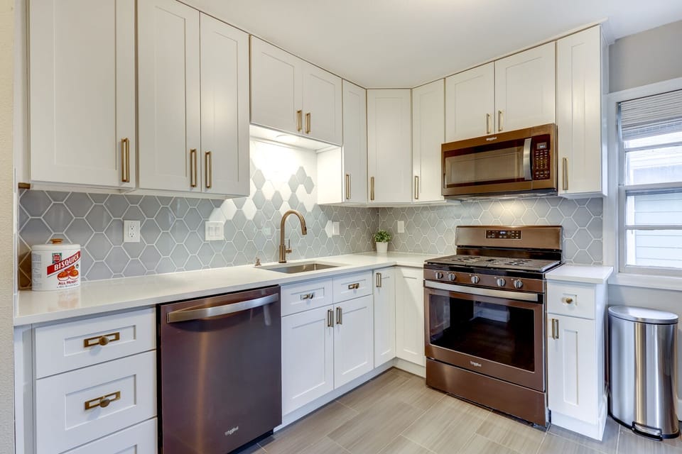 Kitchen remodeled in 2019.