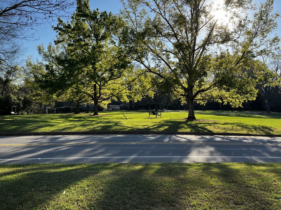 Park right next door - great walking paths 