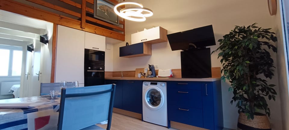 Kitchen with a lot of equipements