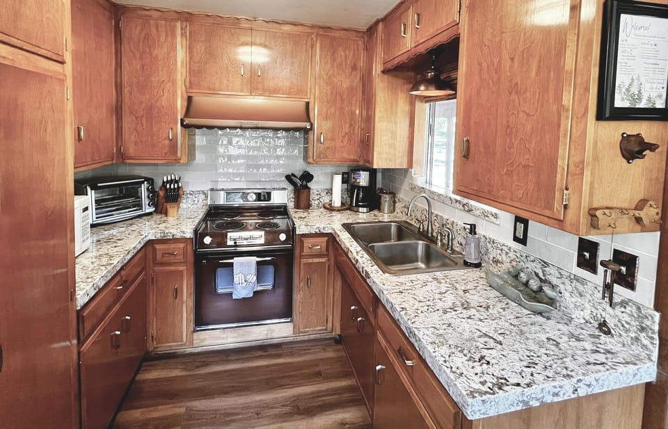 Kitchen with original 60s stove/oven