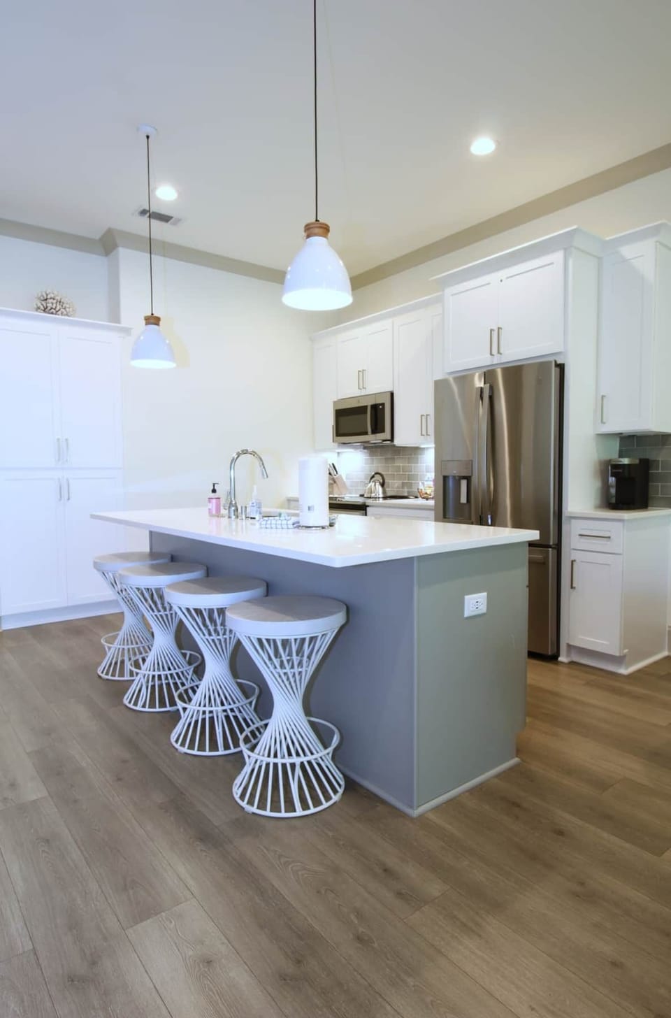 Kitchen Side