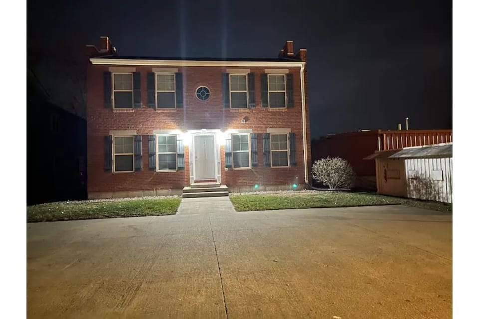 Night view of Brickhouse, parking for 4 vehicles.