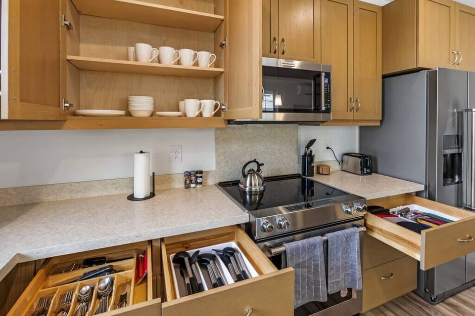 Fully stocked kitchen