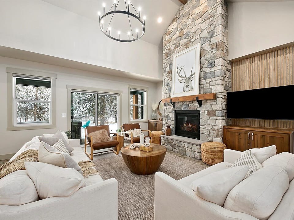 Warm & inviting great room