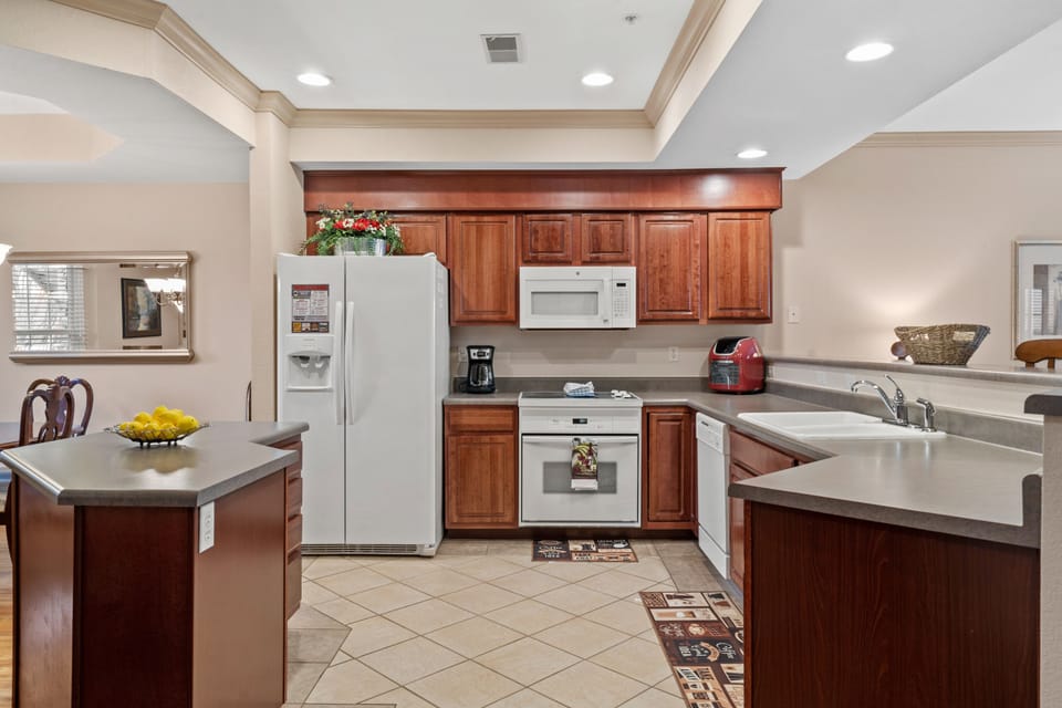 Full Kitchen