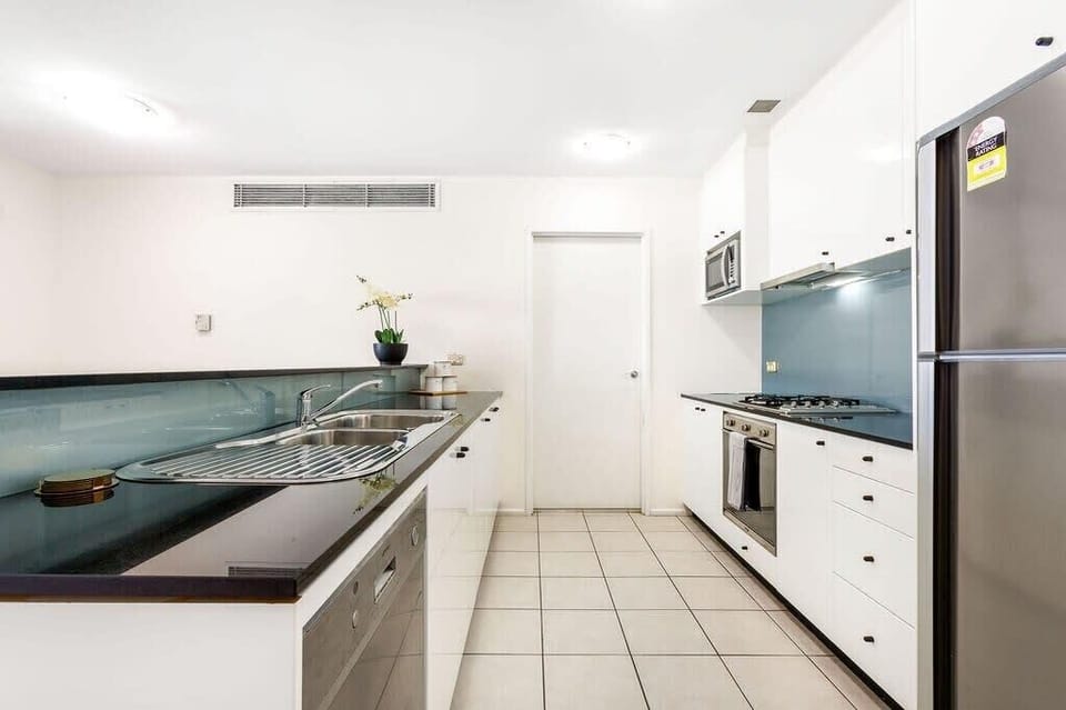 An equipped kitchen.
