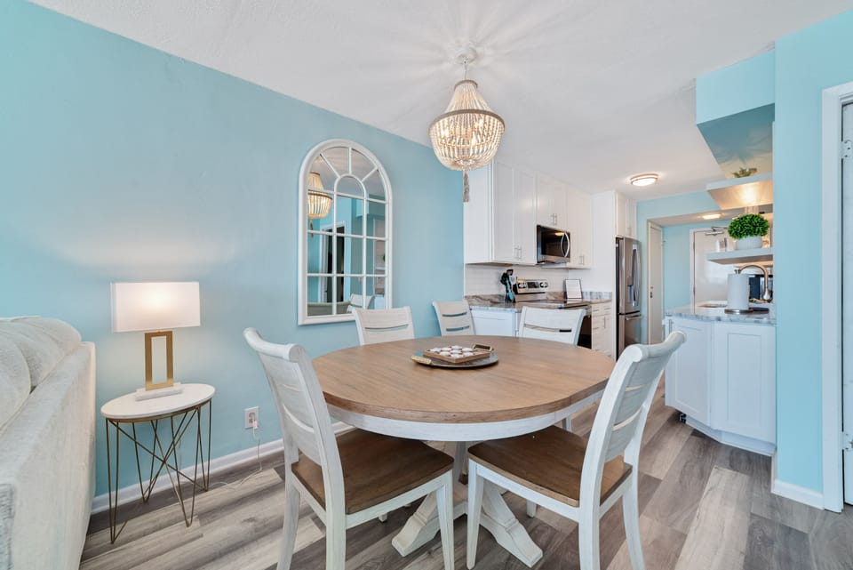 Dining Table seats 5 