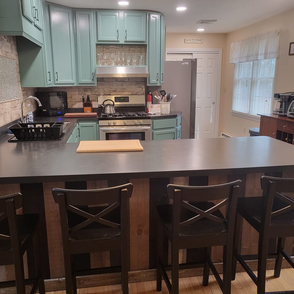 4 Seat Kitchen Bar
