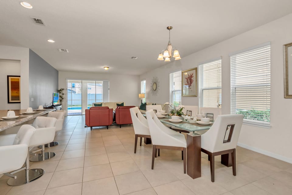 1210 Yorkshire Ct, West Haven_09.jpg
