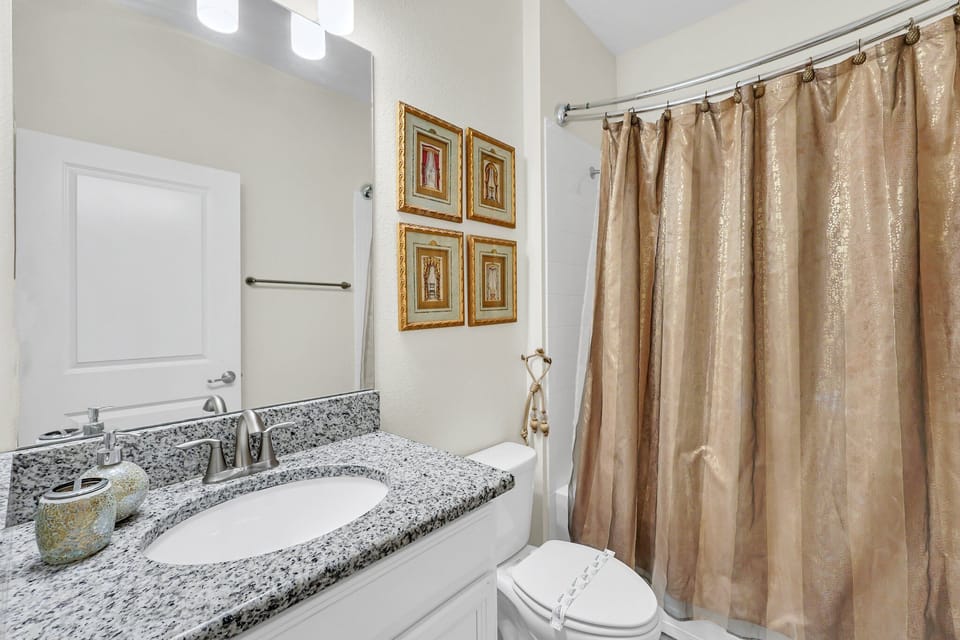 4795 Kings Castle Cir_Storey Lake_29.jpg
