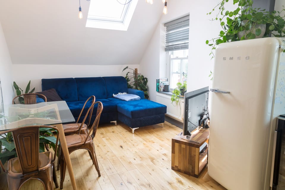 Living Room / Lounge