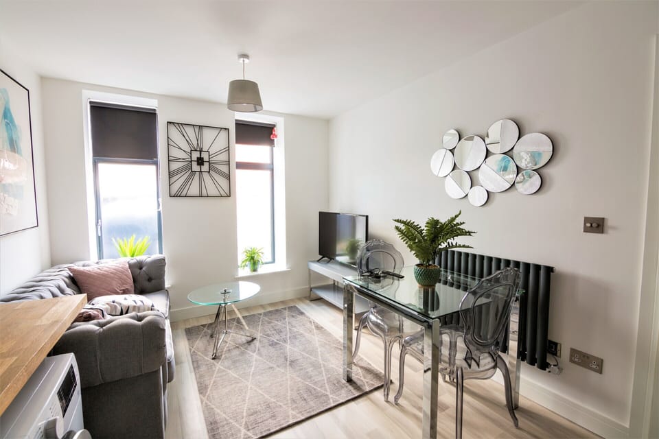 Living Room / Lounge