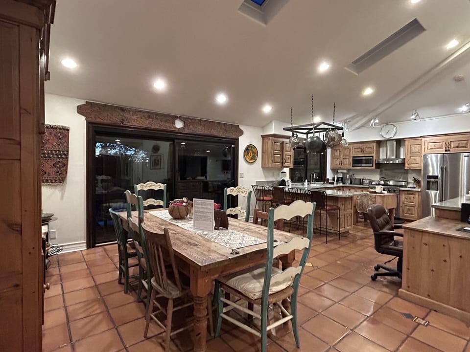 Dining /kitchen