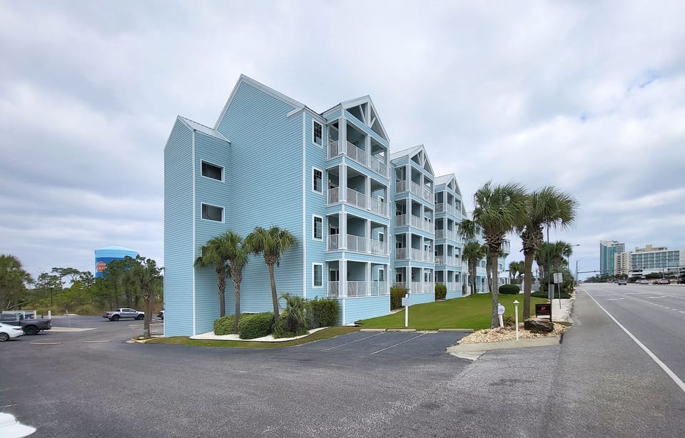 Grand Caribbean #117. 2 bedroom 2 bathroom, sleeps 5. Managed by Island Rentals