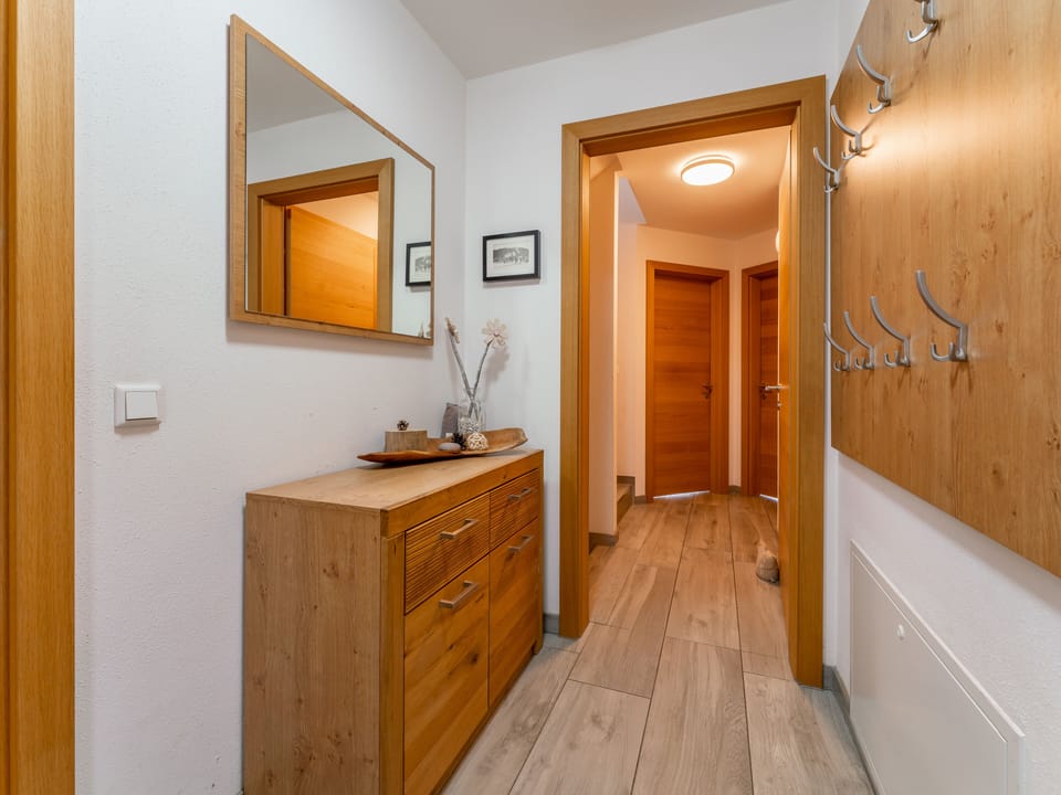 Entrance / Reception
