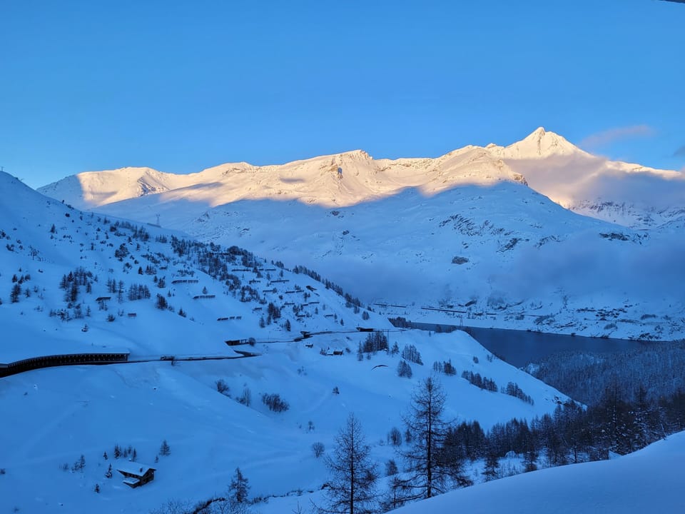Snow and ski sports