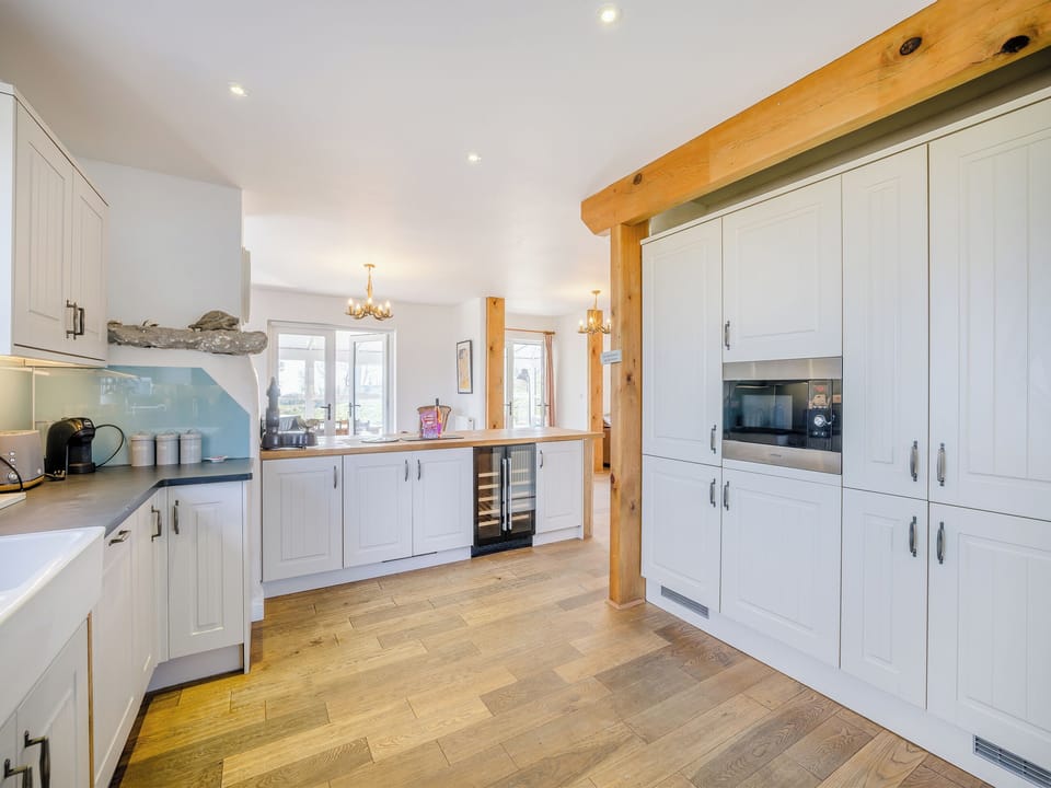 Kitchen/diner | Ty Newydd, Llanddona