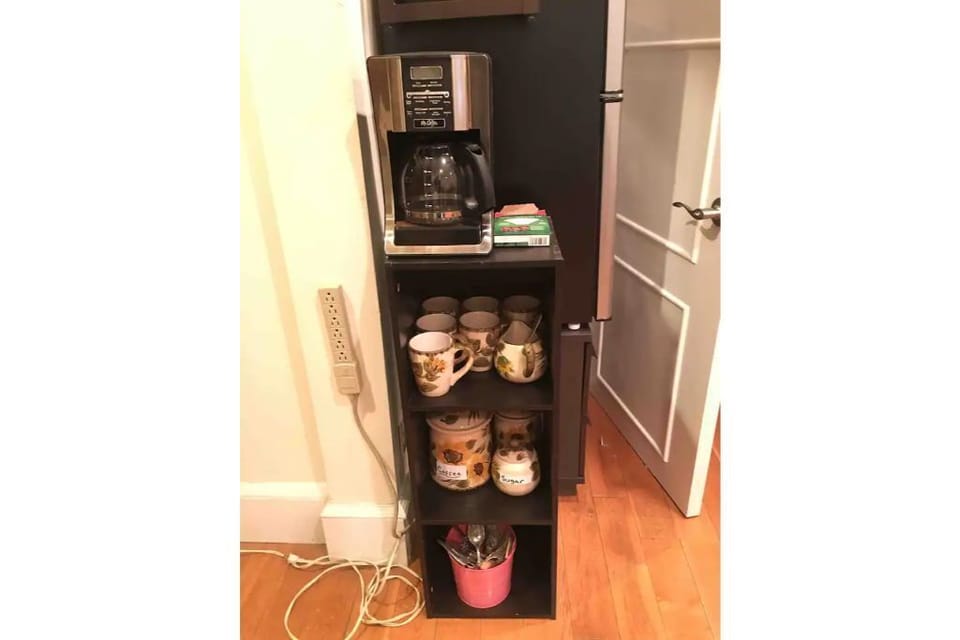 Coffee Maker + Dishes , Utensils , Cups 