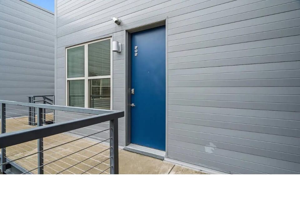 Beautiful condo in a beautiful complex!