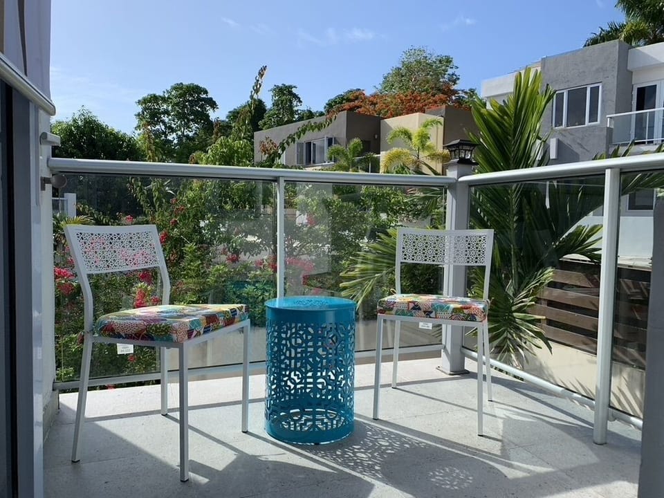 Balcony 2