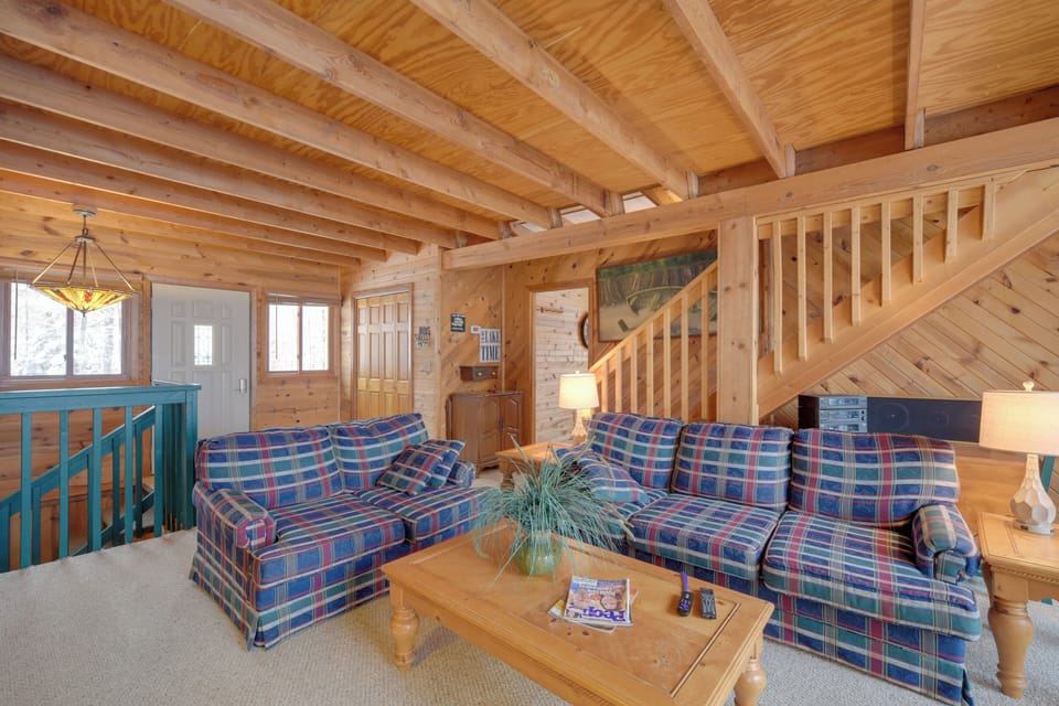 Hayward Vacation Rental | 4BR | 2BA | 2,400 Sq Ft | Access Only By Stairs