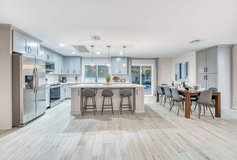 Large Open Kitchen