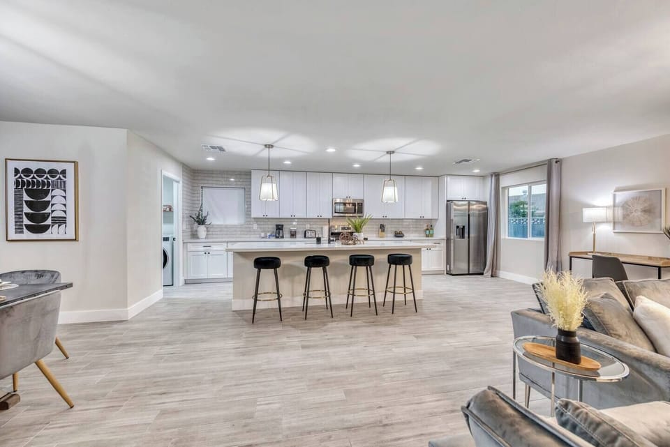 Large Open Kitchen
