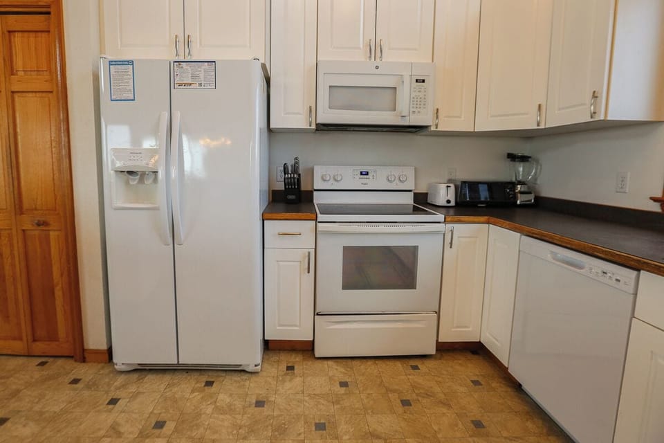 Kitchen 2025