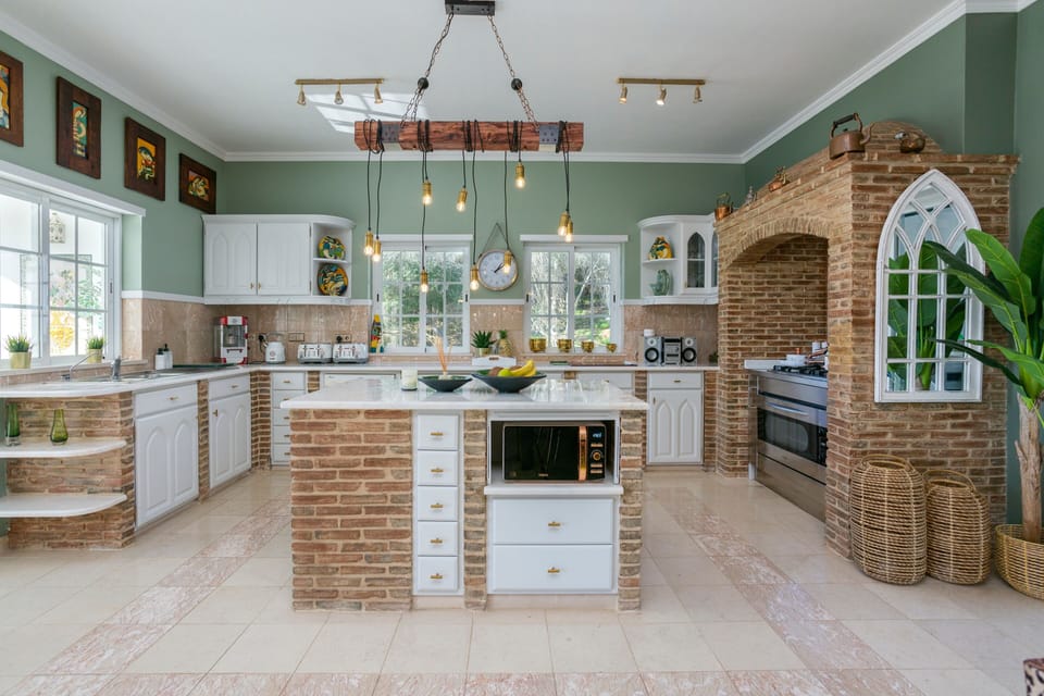 Main Kitchen 