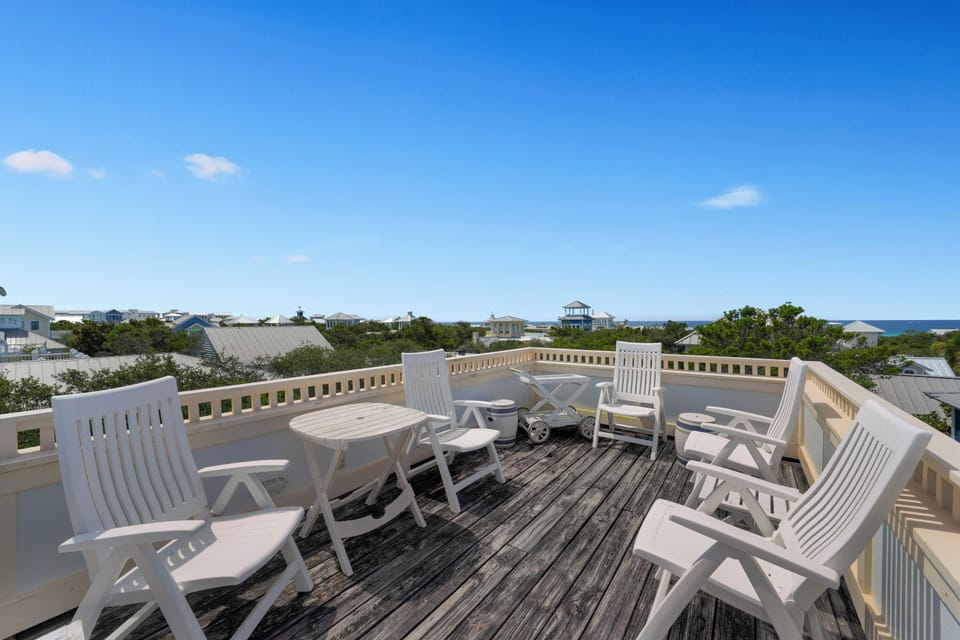 TOWER DECK AREA UP SPIRAL STAIRCASE WITH VIEWS & SEATING