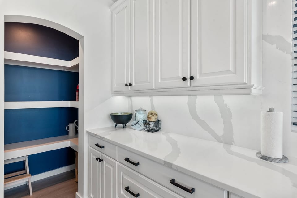 KH3521: Bourbon Beach House | Top Level Kitchen