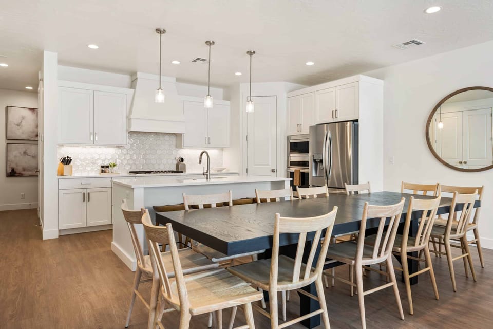 Fully Equipped Kitchen and Dining Area