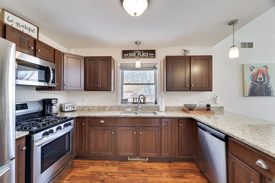 Fully Stocked Kitchen