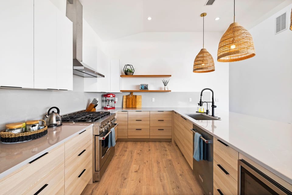 Gourmet kitchen