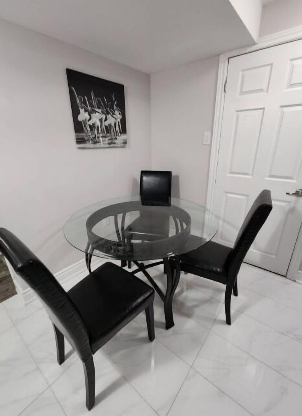 Dinner table with chairs 