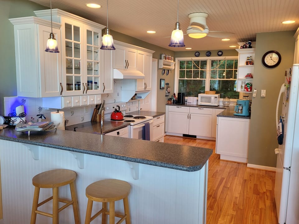 OVERVIEW:  The large kitchen at the cottage, which has all appliances including a dishwasher.