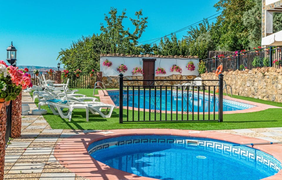 pool