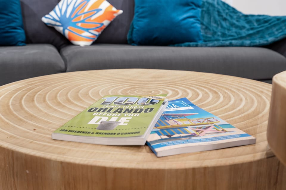 A place to relax and read news and catch up with current headlines.