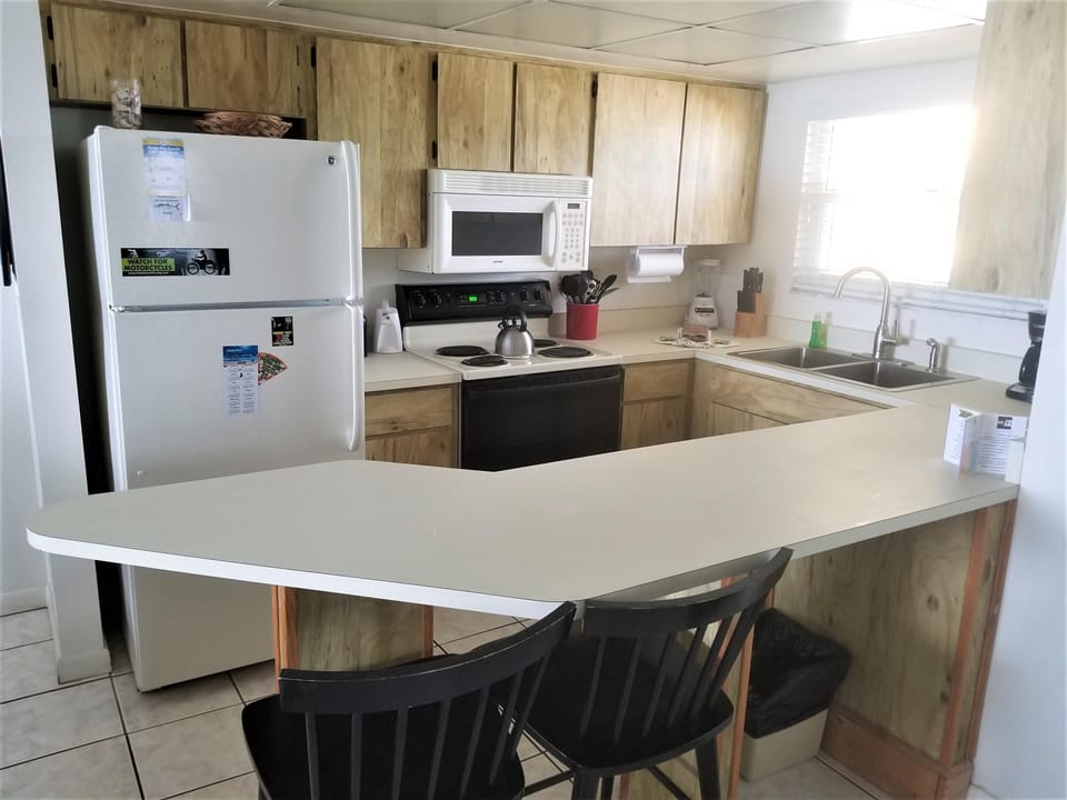View to the right-kitchen