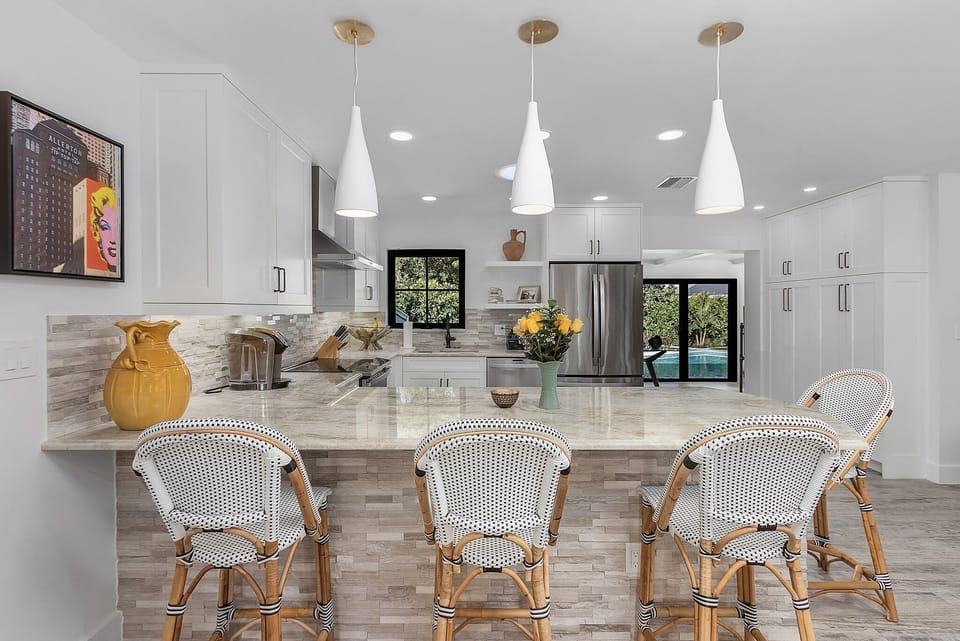SEATING AT KITCHEN