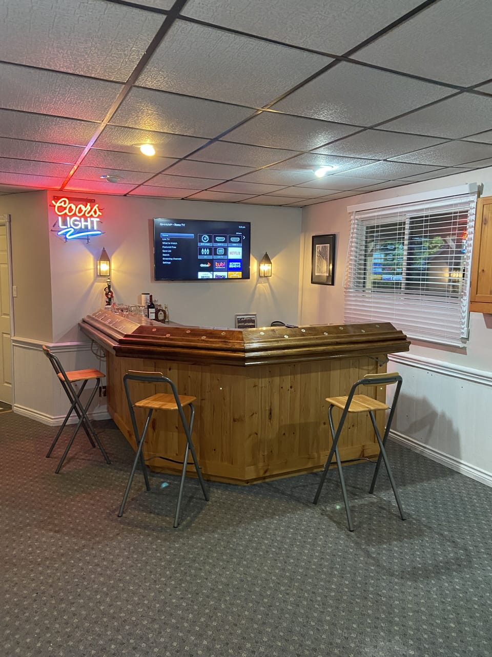 bar room
