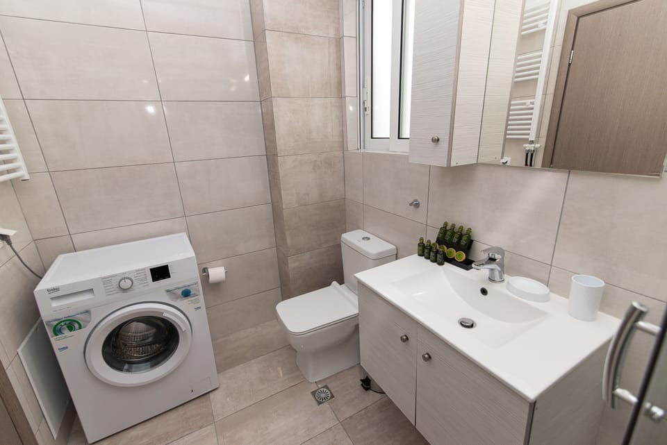 Well-equipped modern bathroom