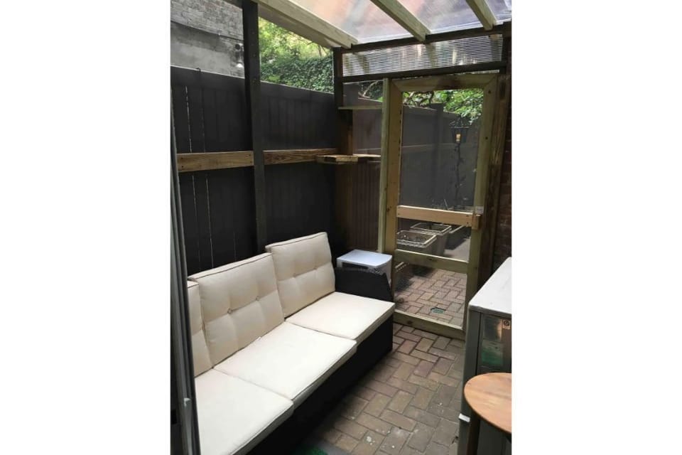 Beautiful screened in patio to enjoy quiet relaxation outdoors. 