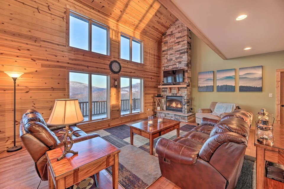 Slaty Fork Vacation Rental | 3BR | 2.5BA | Stairs Required | 2,576 Sq Ft